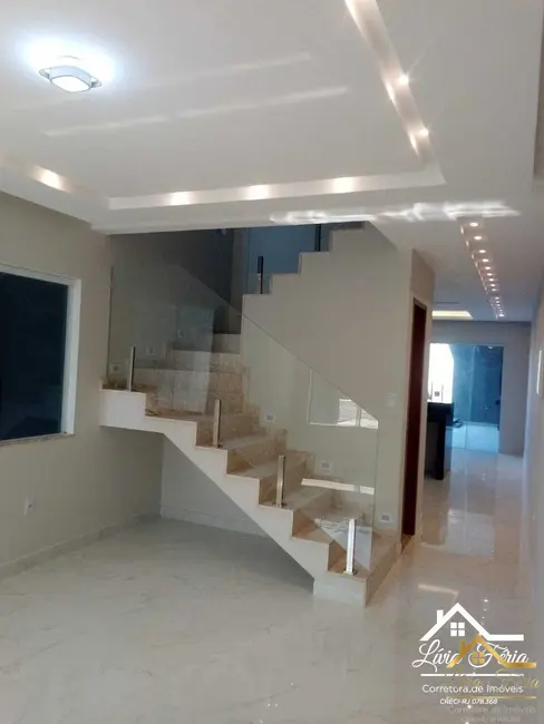 Foto 3 de Casa com 3 quartos à venda, 138m2 em Parque São Benedito, Campos Dos Goytacazes - RJ