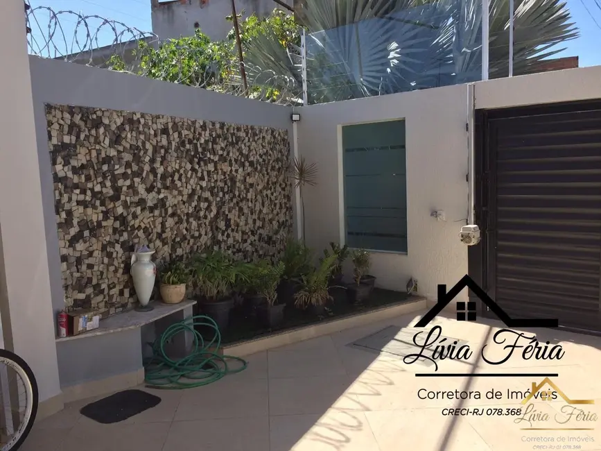 Casa com 4 quartos à venda, 230m2 em Parque Turf Club, Campos Dos Goytacazes - RJ - imagem 1 Foto 1 de Casa com 4 quartos à venda, 230m2 em Parque Turf Club, Campos Dos Goytacazes - RJ