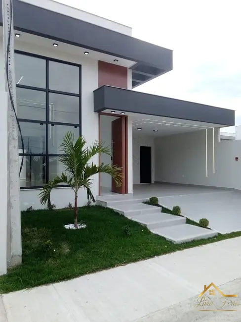 Foto 2 de Casa de Condomínio com 3 quartos à venda, 107m2 em Parque São Benedito, Campos Dos Goytacazes - RJ