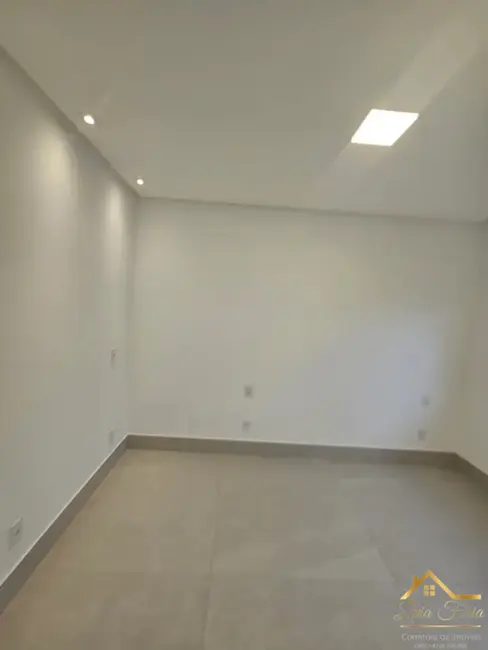 Foto 6 de Casa de Condomínio com 3 quartos à venda, 223m2 em Parque Rodoviário, Campos Dos Goytacazes - RJ