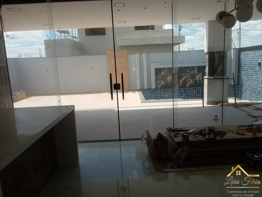 Foto 1 de Casa de Condomínio com 4 quartos à venda, 298m2 em Parque São Benedito, Campos Dos Goytacazes - RJ