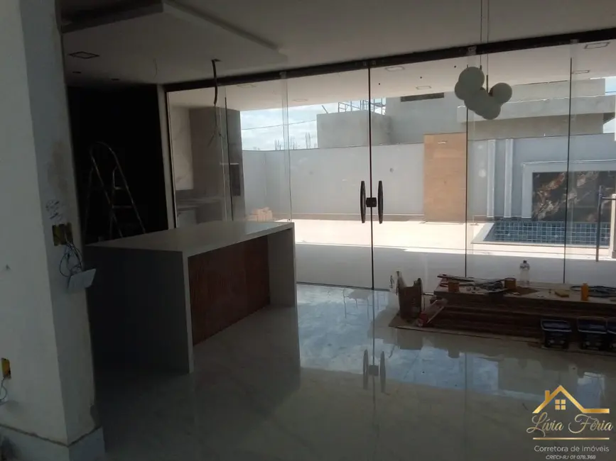 Foto 2 de Casa de Condomínio com 4 quartos à venda, 298m2 em Parque São Benedito, Campos Dos Goytacazes - RJ