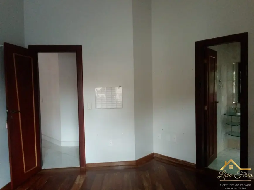 Foto 2 de Casa de Condomínio com 5 quartos à venda, 360m2 em Parque Aurora, Campos Dos Goytacazes - RJ