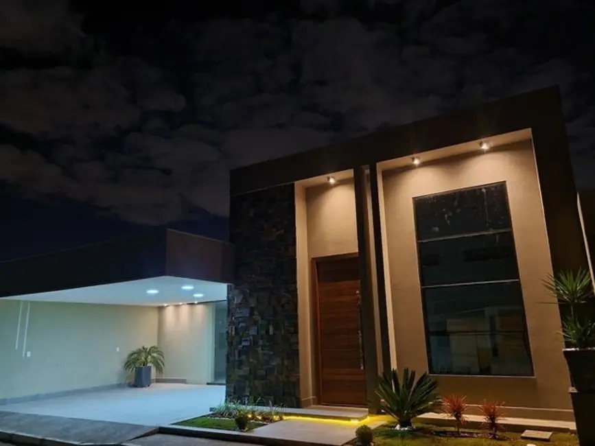 Casa com 3 quartos à venda, 250m2 em Setor Habitacional Arniqueira (Águas Claras), Brasilia - DF - imagem 9 Foto 9 de Casa com 3 quartos à venda, 250m2 em Setor Habitacional Arniqueira (Águas Claras), Brasilia - DF