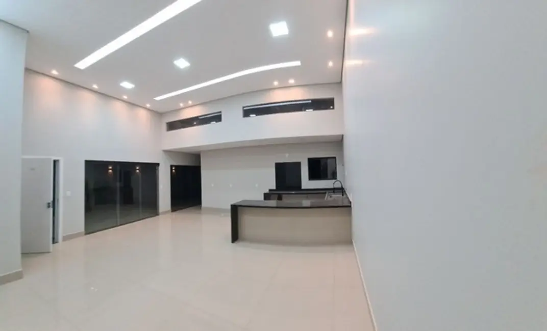 Foto 1 de Casa com 3 quartos à venda, 250m2 em Setor Habitacional Arniqueira (Águas Claras), Brasilia - DF
