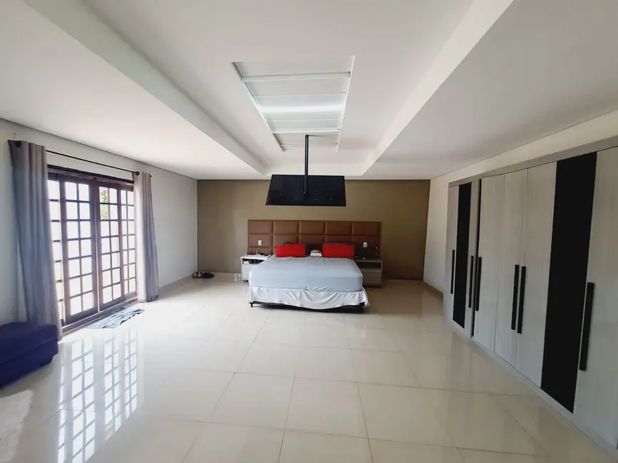 Foto 1 de Casa com 3 quartos à venda, 1500m2 em Taguatinga Sul (Taguatinga), Brasilia - DF