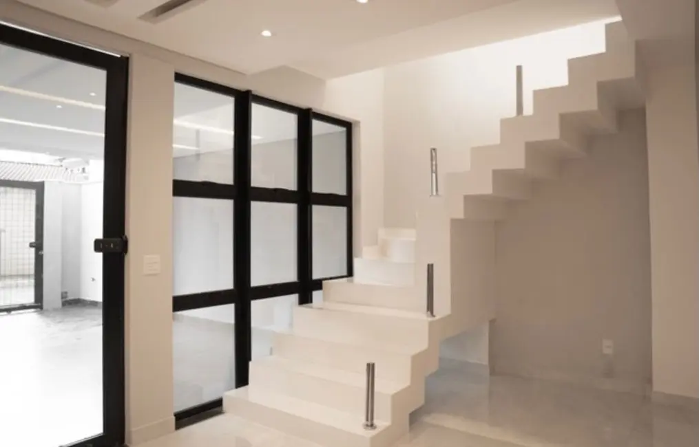 Casa com 3 quartos à venda, 215m2 em Setor Habitacional Vicente Pires, Brasilia - DF - imagem 5 Foto 5 de Casa com 3 quartos à venda, 215m2 em Setor Habitacional Vicente Pires, Brasilia - DF