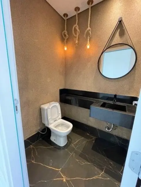 Casa com 3 quartos à venda, 400m2 em Setor Habitacional Samambaia (Vicente Pires), Brasilia - DF - imagem 5 Foto 5 de Casa com 3 quartos à venda, 400m2 em Setor Habitacional Samambaia (Vicente Pires), Brasilia - DF