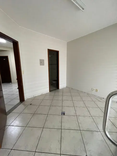 Foto 3 de Sala Comercial para alugar, 37m2 em Taguatinga Sul (Taguatinga), Brasilia - DF