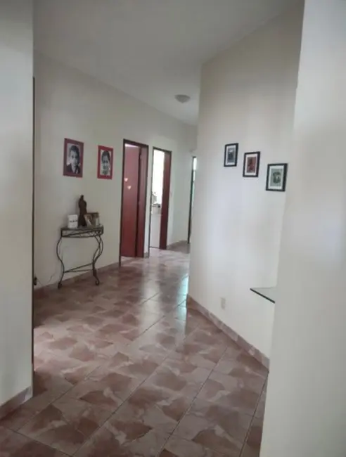 Casa com 5 quartos à venda, 1400m2 em Setor Habitacional Arniqueira (Águas Claras), Brasilia - DF - imagem 4 Foto 4 de Casa com 5 quartos à venda, 1400m2 em Setor Habitacional Arniqueira (Águas Claras), Brasilia - DF