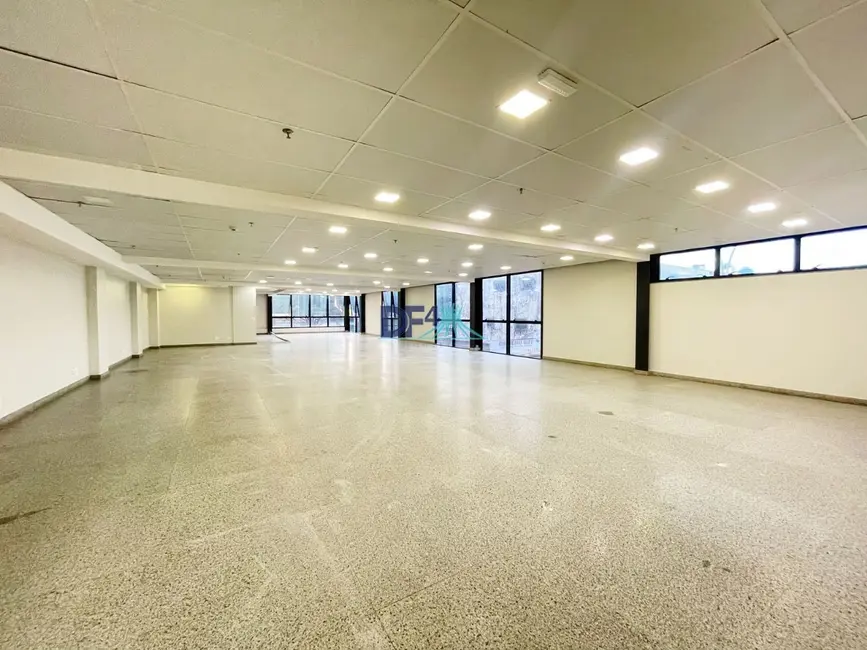 Foto 18 de Sala Comercial para alugar, 312m2 em Asa Sul, Brasilia - DF