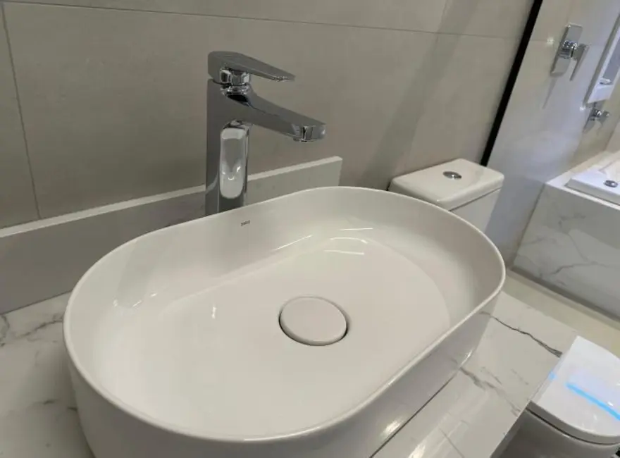 Casa com 3 quartos à venda, 430m2 em Setor Habitacional Arniqueira (Águas Claras), Brasilia - DF - imagem 6 Foto 6 de Casa com 3 quartos à venda, 430m2 em Setor Habitacional Arniqueira (Águas Claras), Brasilia - DF