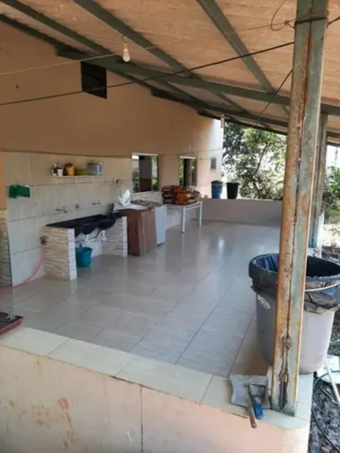 Casa com 3 quartos à venda, 1260m2 em Setor Habitacional Arniqueira (Águas Claras), Brasilia - DF - imagem 3 Foto 3 de Casa com 3 quartos à venda, 1260m2 em Setor Habitacional Arniqueira (Águas Claras), Brasilia - DF