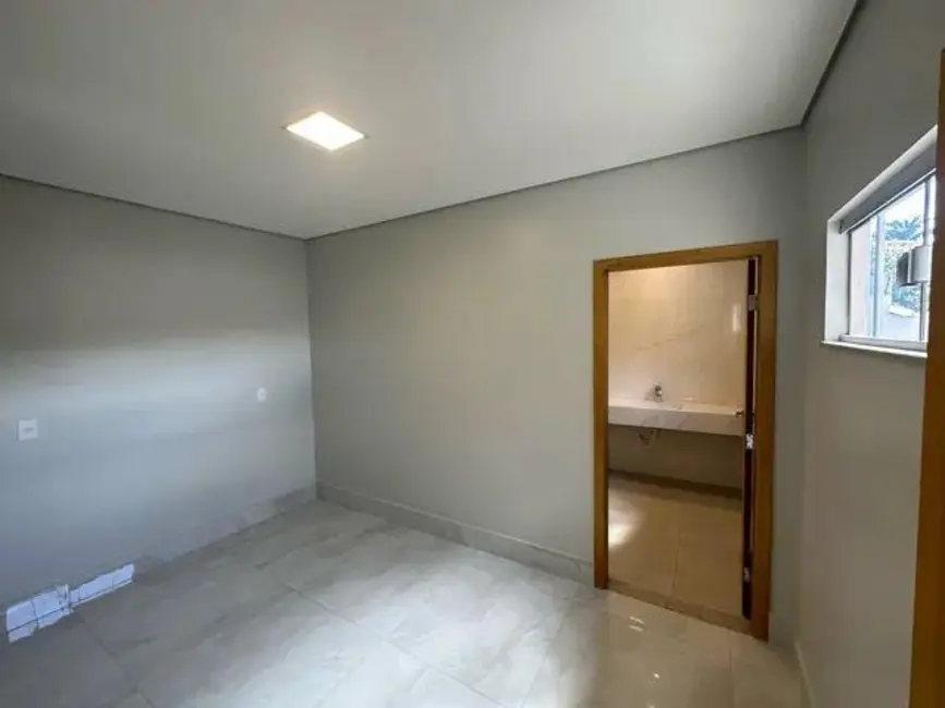 Casa com 4 quartos à venda, 390m2 em Setor Habitacional Vicente Pires, Brasilia - DF - imagem 9 Foto 9 de Casa com 4 quartos à venda, 390m2 em Setor Habitacional Vicente Pires, Brasilia - DF