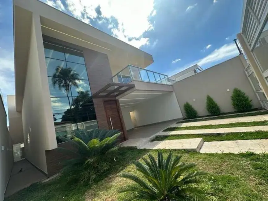 Casa com 4 quartos à venda, 390m2 em Setor Habitacional Vicente Pires, Brasilia - DF - imagem 4 Foto 4 de Casa com 4 quartos à venda, 390m2 em Setor Habitacional Vicente Pires, Brasilia - DF