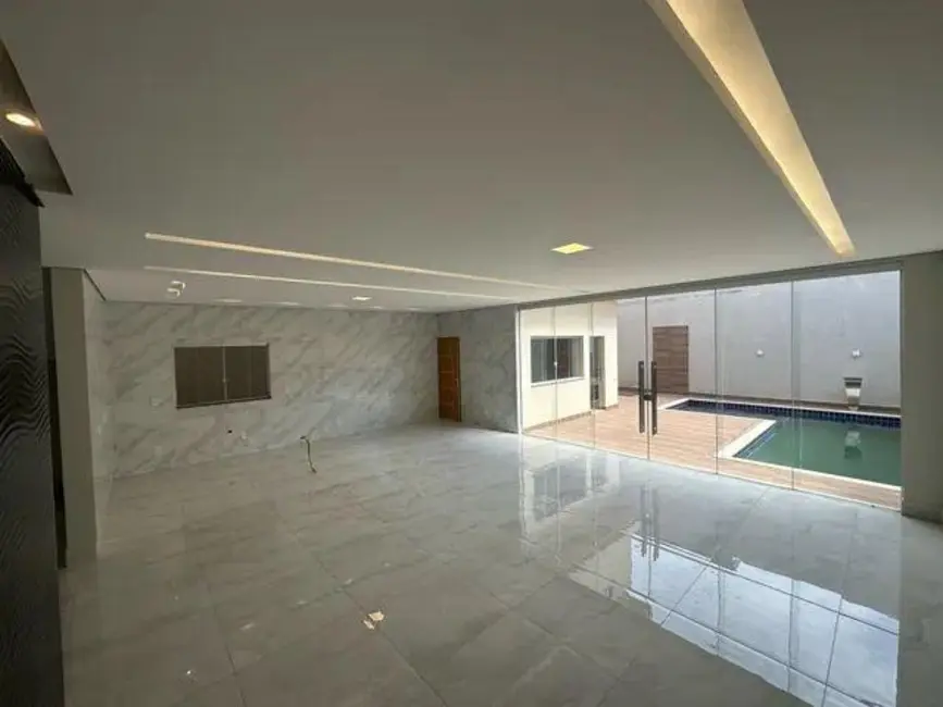 Casa com 4 quartos à venda, 390m2 em Setor Habitacional Vicente Pires, Brasilia - DF - imagem 6 Foto 6 de Casa com 4 quartos à venda, 390m2 em Setor Habitacional Vicente Pires, Brasilia - DF