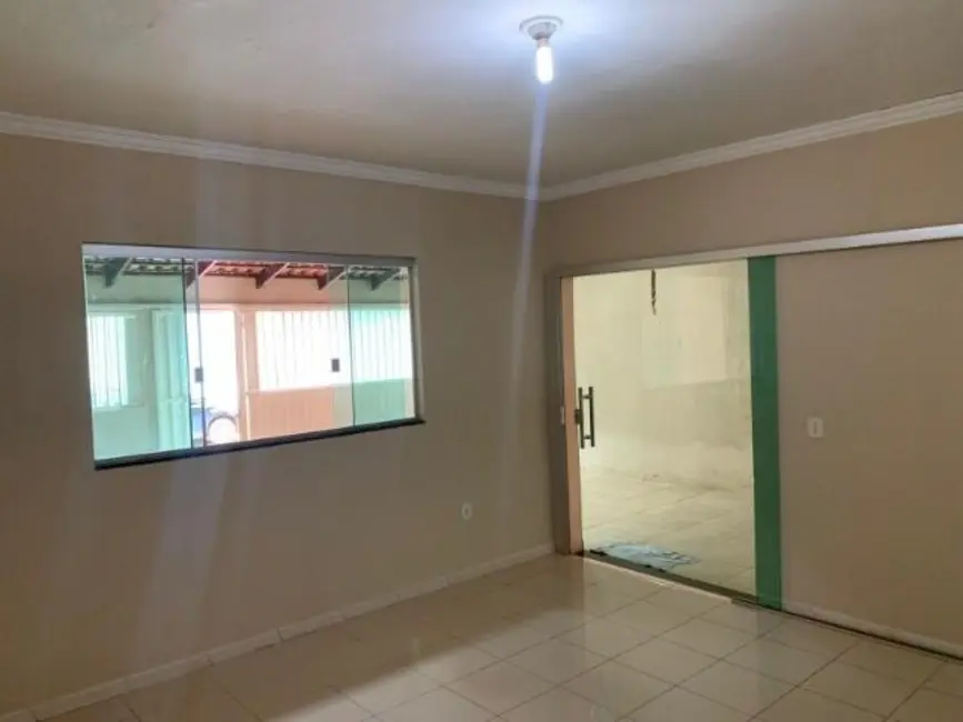 Casa com 3 quartos à venda, 400m2 em Brasilia - DF - imagem 6 Foto 6 de Casa com 3 quartos à venda, 400m2 em Brasilia - DF