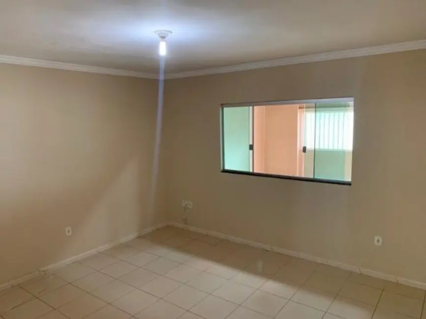 Casa com 3 quartos à venda, 400m2 em Brasilia - DF - imagem 4 Foto 4 de Casa com 3 quartos à venda, 400m2 em Brasilia - DF