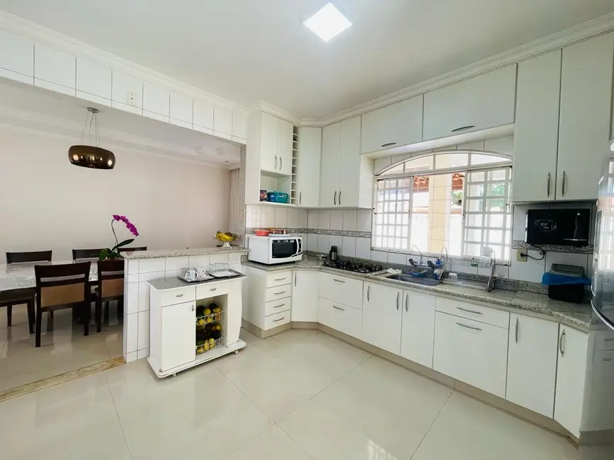 Casa com 3 quartos à venda, 595m2 em Setor Habitacional Vicente Pires, Brasilia - DF - imagem 6 Foto 6 de Casa com 3 quartos à venda, 595m2 em Setor Habitacional Vicente Pires, Brasilia - DF