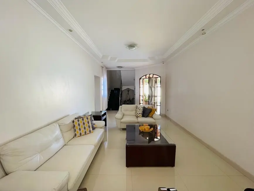 Casa com 3 quartos à venda, 595m2 em Setor Habitacional Vicente Pires, Brasilia - DF - imagem 9 Foto 9 de Casa com 3 quartos à venda, 595m2 em Setor Habitacional Vicente Pires, Brasilia - DF