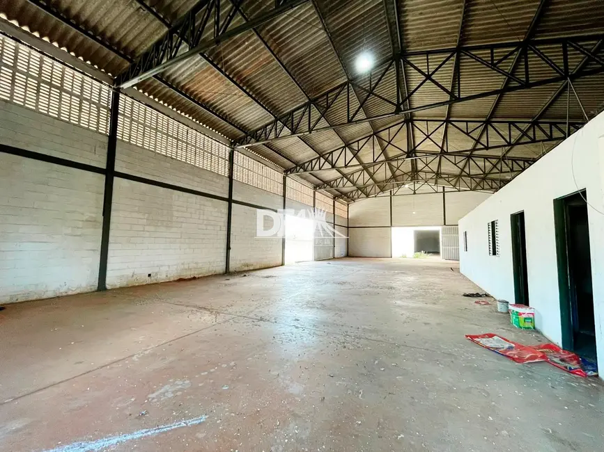 Armazém / Galpão para alugar, 4560m2 em Zona Industrial (Guará), Brasilia - DF - imagem 8 Foto 8 de Armazém / Galpão para alugar, 4560m2 em Zona Industrial (Guará), Brasilia - DF