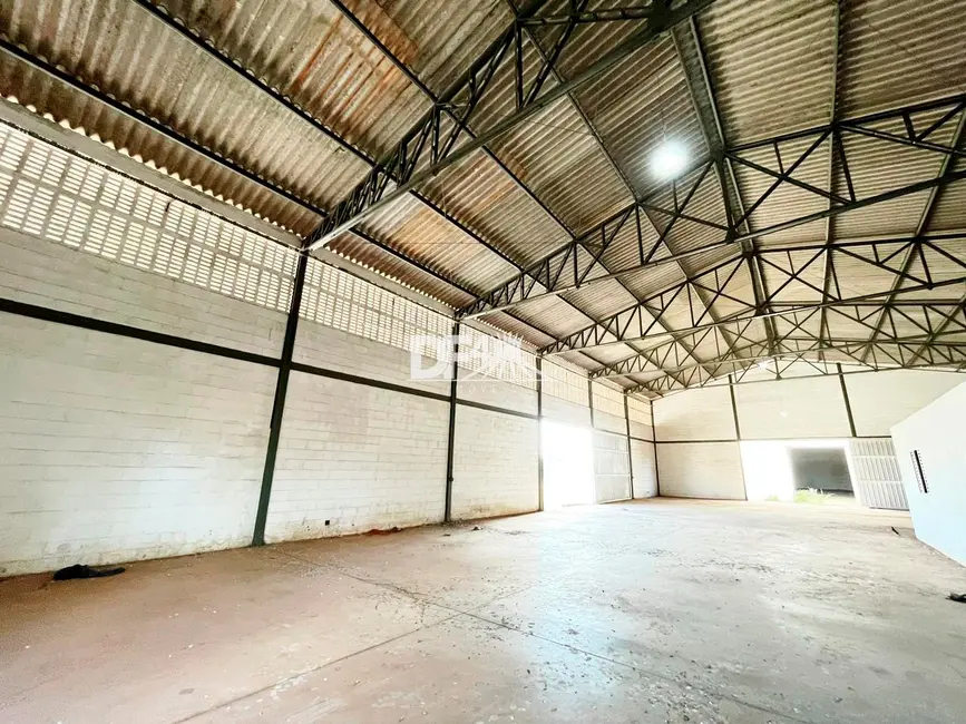 Armazém / Galpão para alugar, 4560m2 em Zona Industrial (Guará), Brasilia - DF - imagem 5 Foto 5 de Armazém / Galpão para alugar, 4560m2 em Zona Industrial (Guará), Brasilia - DF
