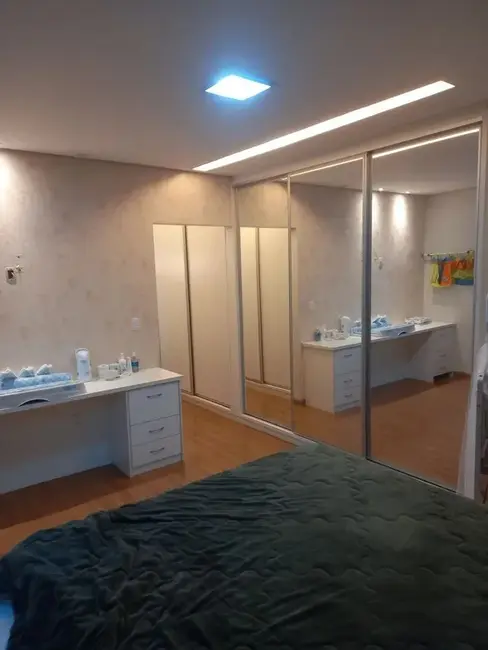 Casa com 3 quartos à venda, 400m2 em Setor Habitacional Vicente Pires, Brasilia - DF - imagem 9 Foto 9 de Casa com 3 quartos à venda, 400m2 em Setor Habitacional Vicente Pires, Brasilia - DF