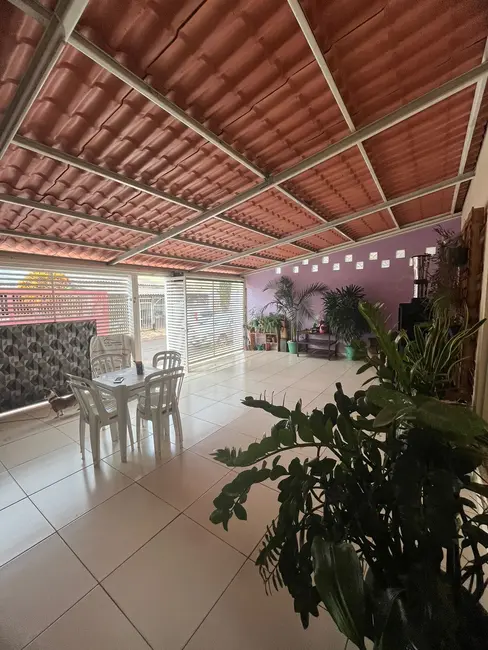 Foto 2 de Casa com 2 quartos à venda, 150m2 em Areal (Águas Claras), Brasilia - DF