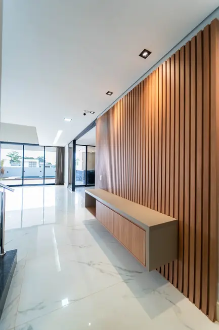 Casa com 5 quartos à venda, 400m2 em Região dos Lagos (Sobradinho), Brasilia - DF - imagem 6 Foto 6 de Casa com 5 quartos à venda, 400m2 em Região dos Lagos (Sobradinho), Brasilia - DF