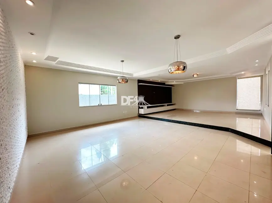 Foto 1 de Casa com 3 quartos à venda, 340m2 em Brasilia - DF