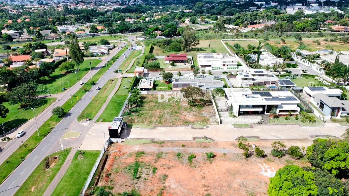 Terreno / Lote à venda, 2500m2 em Park Way, Brasilia - DF - imagem 9 Foto 9 de Terreno / Lote à venda, 2500m2 em Park Way, Brasilia - DF