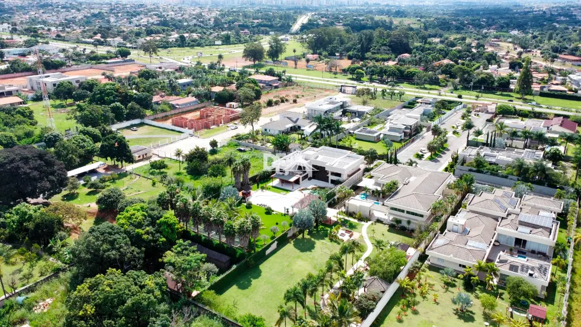 Terreno / Lote à venda, 2500m2 em Park Way, Brasilia - DF - imagem 7 Foto 7 de Terreno / Lote à venda, 2500m2 em Park Way, Brasilia - DF