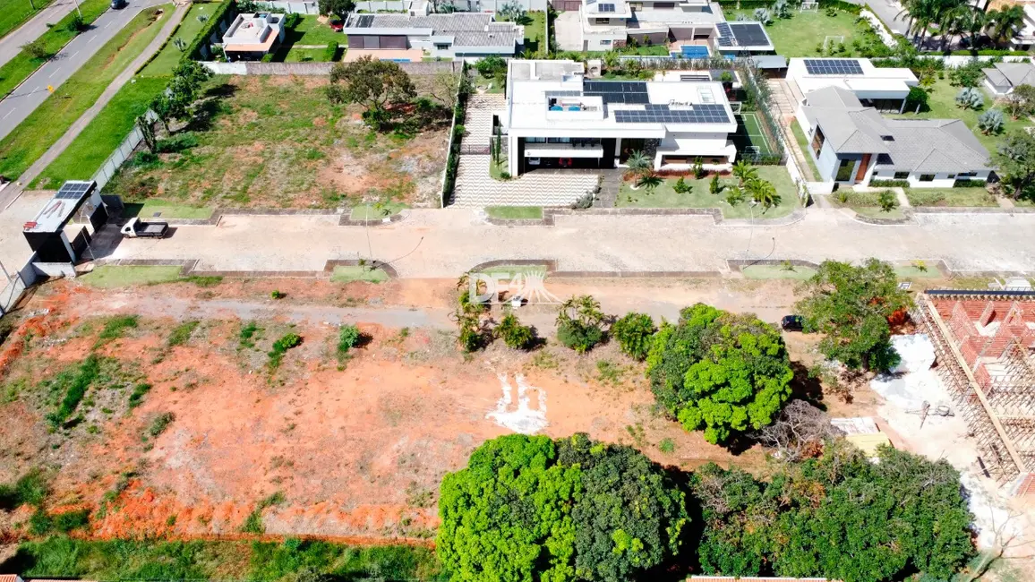 Foto 2 de Terreno / Lote à venda, 2500m2 em Park Way, Brasilia - DF