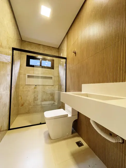 Casa com 3 quartos à venda, 260m2 em Setor Habitacional Vicente Pires, Brasilia - DF - imagem 9 Foto 9 de Casa com 3 quartos à venda, 260m2 em Setor Habitacional Vicente Pires, Brasilia - DF