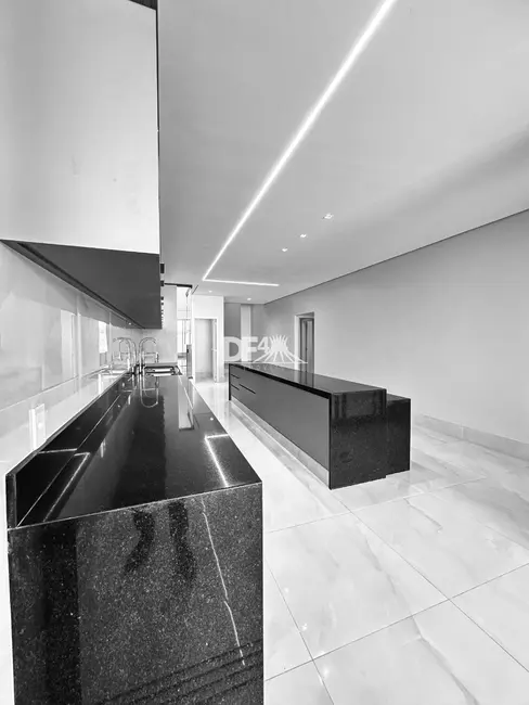 Casa com 4 quartos à venda, 400m2 em Setor Habitacional Arniqueira (Águas Claras), Brasilia - DF - imagem 6 Foto 6 de Casa com 4 quartos à venda, 400m2 em Setor Habitacional Arniqueira (Águas Claras), Brasilia - DF