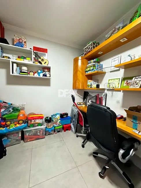 Casa de Condomínio com 3 quartos à venda, 300m2 em Setor Habitacional Arniqueira (Águas Claras), Brasilia - DF - imagem 6 Foto 6 de Casa de Condomínio com 3 quartos à venda, 300m2 em Setor Habitacional Arniqueira (Águas Claras), Brasilia - DF