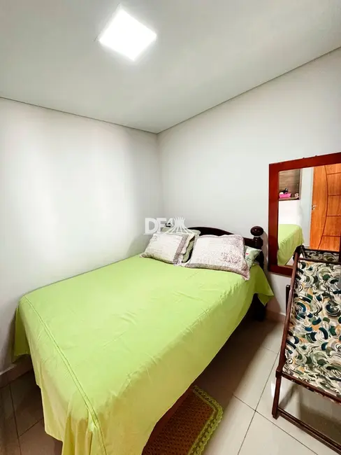 Casa com 4 quartos à venda, 261m2 em Setor Habitacional Arniqueira (Águas Claras), Brasilia - DF - imagem 4 Foto 4 de Casa com 4 quartos à venda, 261m2 em Setor Habitacional Arniqueira (Águas Claras), Brasilia - DF