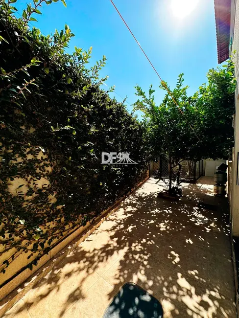 Casa com 4 quartos à venda, 261m2 em Setor Habitacional Arniqueira (Águas Claras), Brasilia - DF - imagem 7 Foto 7 de Casa com 4 quartos à venda, 261m2 em Setor Habitacional Arniqueira (Águas Claras), Brasilia - DF