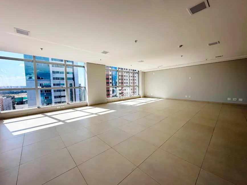 Sala Comercial para alugar, 550m2 em Norte (Águas Claras), Brasilia - DF - imagem 5 Foto 5 de Sala Comercial para alugar, 550m2 em Norte (Águas Claras), Brasilia - DF