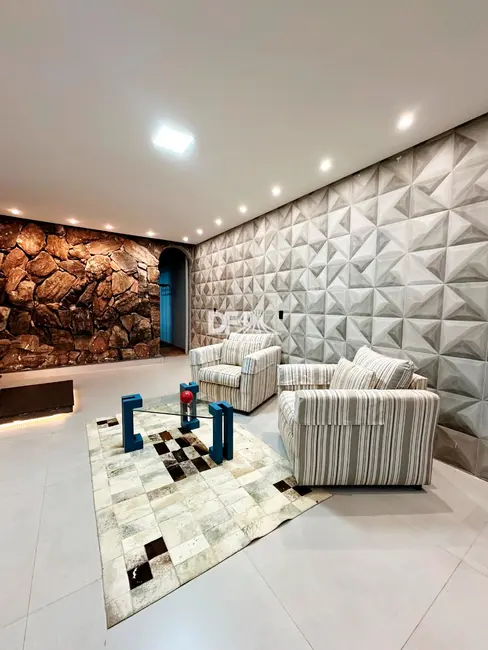 Casa com 5 quartos à venda, 600m2 em Brasilia - DF - imagem 4 Foto 4 de Casa com 5 quartos à venda, 600m2 em Brasilia - DF