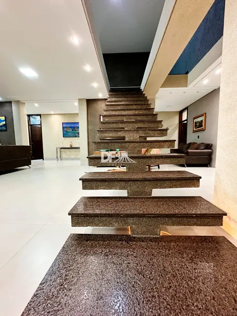 Casa com 5 quartos à venda, 600m2 em Brasilia - DF - imagem 7 Foto 7 de Casa com 5 quartos à venda, 600m2 em Brasilia - DF