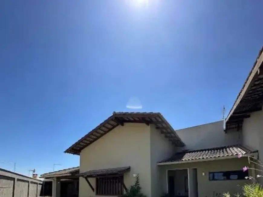 Casa com 4 quartos à venda, 550m2 em Setor Habitacional Arniqueira (Águas Claras), Brasilia - DF - imagem 5 Foto 5 de Casa com 4 quartos à venda, 550m2 em Setor Habitacional Arniqueira (Águas Claras), Brasilia - DF