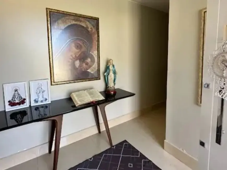 Casa com 4 quartos à venda, 550m2 em Setor Habitacional Arniqueira (Águas Claras), Brasilia - DF - imagem 9 Foto 9 de Casa com 4 quartos à venda, 550m2 em Setor Habitacional Arniqueira (Águas Claras), Brasilia - DF