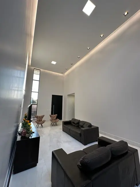 Casa de Condomínio com 3 quartos à venda, 460m2 em Setor Habitacional Vicente Pires, Brasilia - DF - imagem 6 Foto 6 de Casa de Condomínio com 3 quartos à venda, 460m2 em Setor Habitacional Vicente Pires, Brasilia - DF