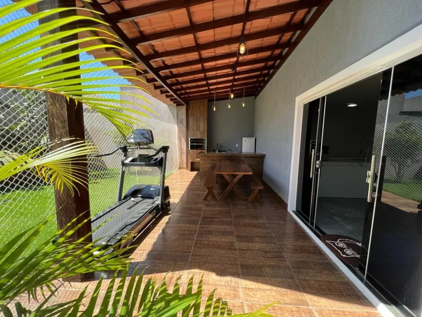 Casa com 3 quartos à venda, 280m2 em Setor Habitacional Arniqueira (Águas Claras), Brasilia - DF - imagem 5 Foto 5 de Casa com 3 quartos à venda, 280m2 em Setor Habitacional Arniqueira (Águas Claras), Brasilia - DF