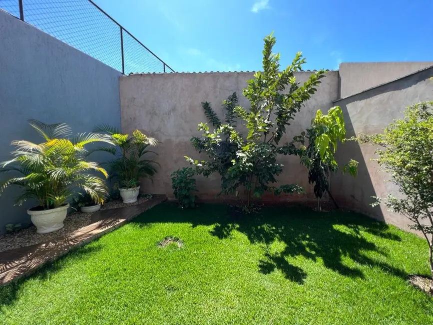 Casa com 3 quartos à venda, 280m2 em Setor Habitacional Arniqueira (Águas Claras), Brasilia - DF - imagem 8 Foto 8 de Casa com 3 quartos à venda, 280m2 em Setor Habitacional Arniqueira (Águas Claras), Brasilia - DF