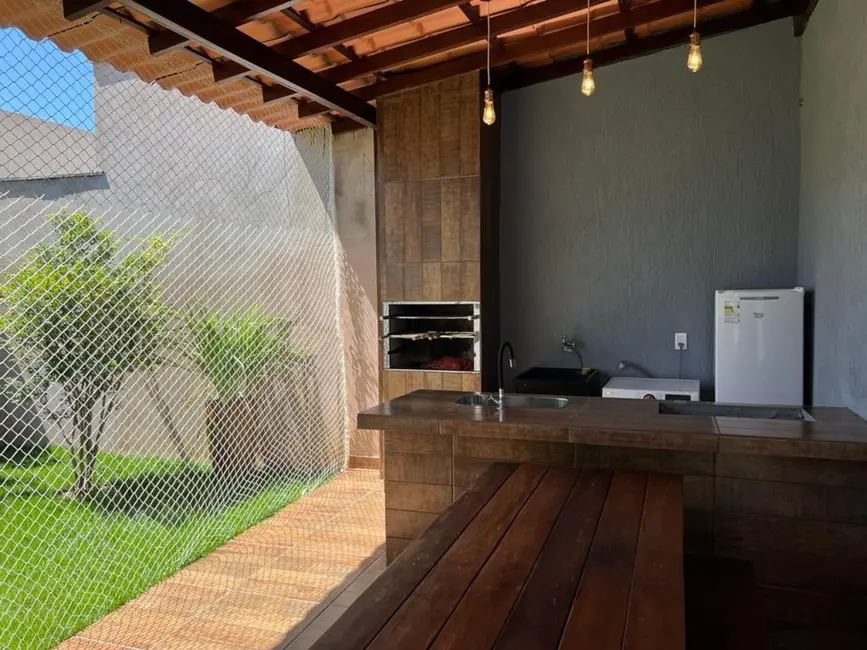 Casa com 3 quartos à venda, 280m2 em Setor Habitacional Arniqueira (Águas Claras), Brasilia - DF - imagem 6 Foto 6 de Casa com 3 quartos à venda, 280m2 em Setor Habitacional Arniqueira (Águas Claras), Brasilia - DF