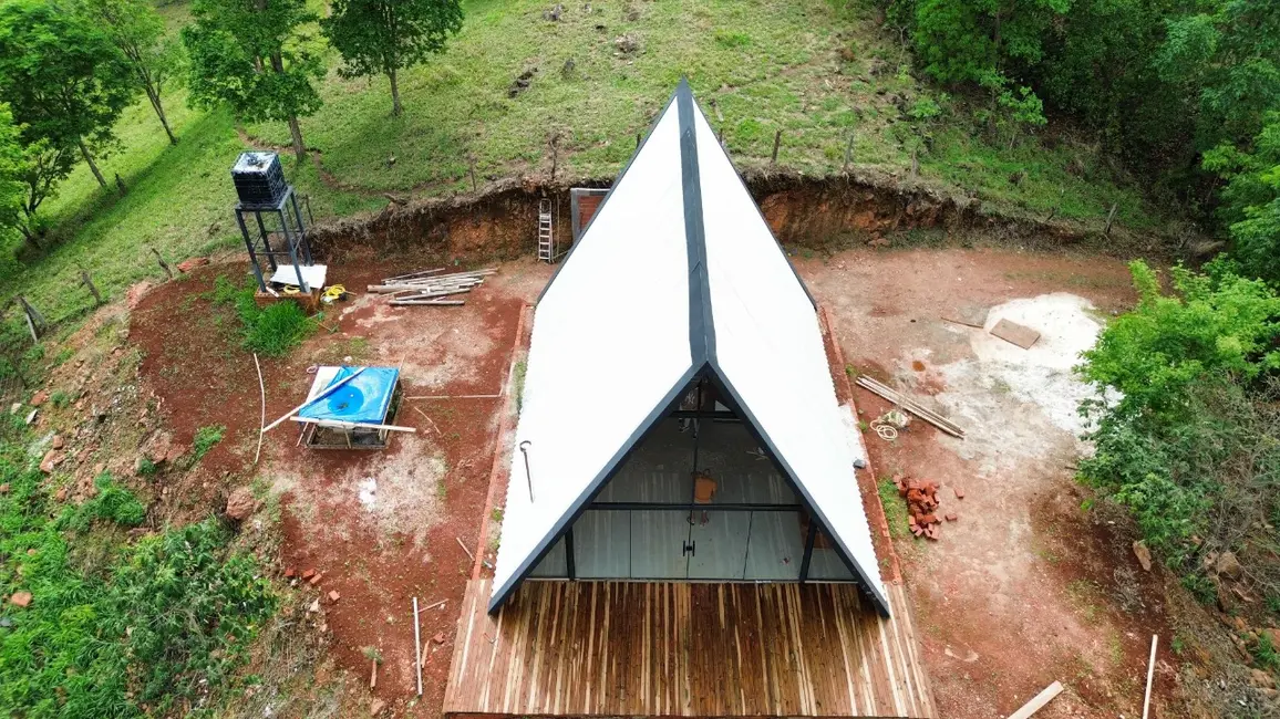 Chácara com 5 quartos à venda, 25000m2 em Pirenopolis, GO - imagem 1 Foto 1 de Chácara com 5 quartos à venda, 25000m2 em Pirenopolis, GO