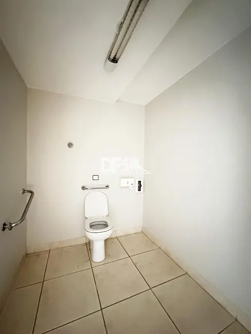 Sala Comercial para alugar, 480m2 em Asa Sul, Brasilia - DF - imagem 3 Foto 3 de Sala Comercial para alugar, 480m2 em Asa Sul, Brasilia - DF