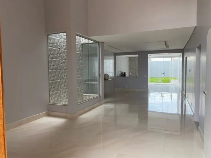 Casa com 3 quartos à venda, 201m2 em Ponte Alta Norte (Gama), Brasilia - DF - imagem 3 Foto 3 de Casa com 3 quartos à venda, 201m2 em Ponte Alta Norte (Gama), Brasilia - DF